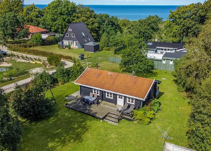 3 Bedroom Lovely In Feriehus *